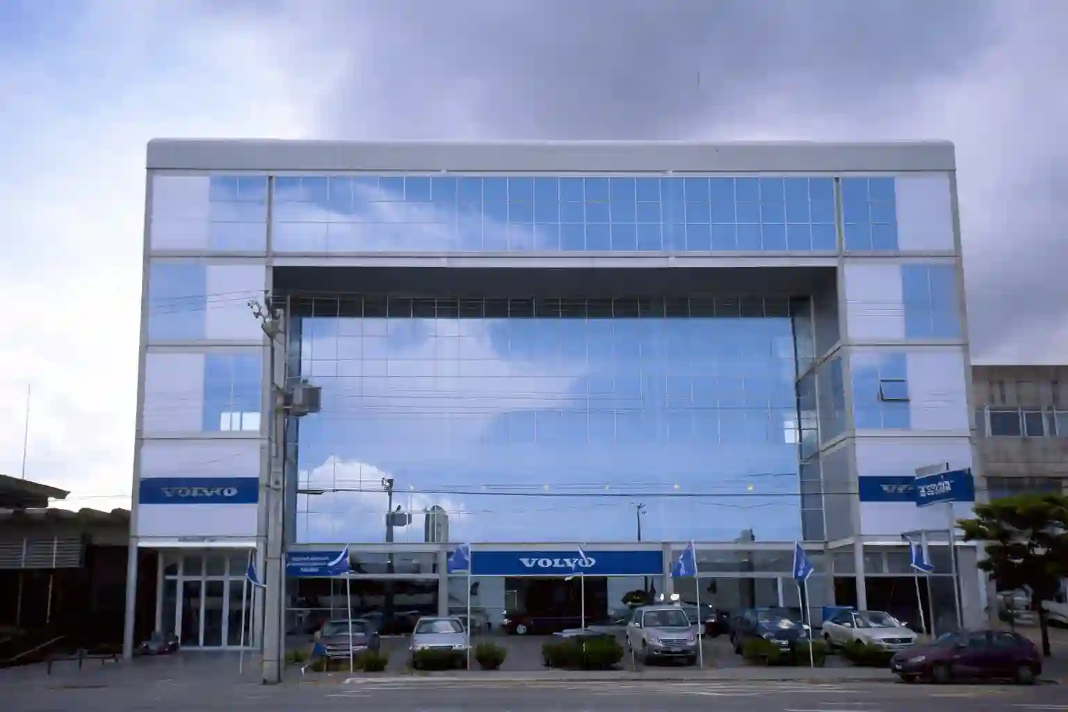 Commercial Center