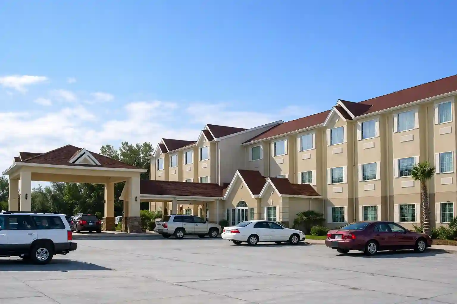 MICROTEL, Lady Lake, FL