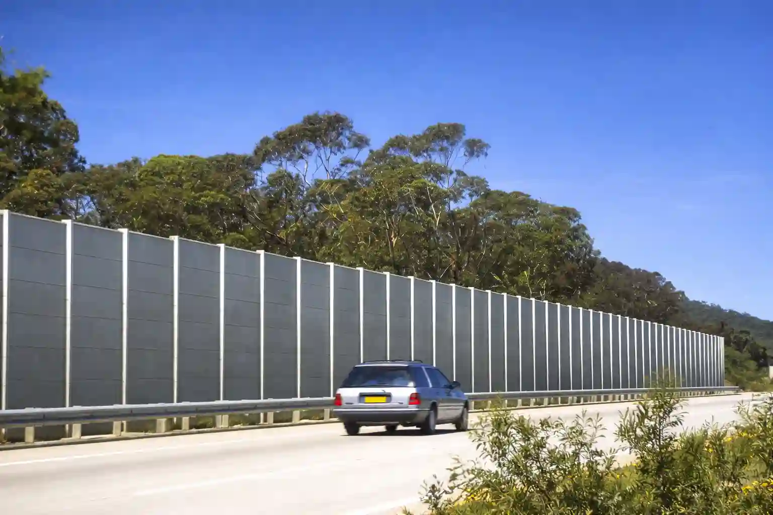 Infrastructure & Sound Barrier Wall Projects - MHE Group